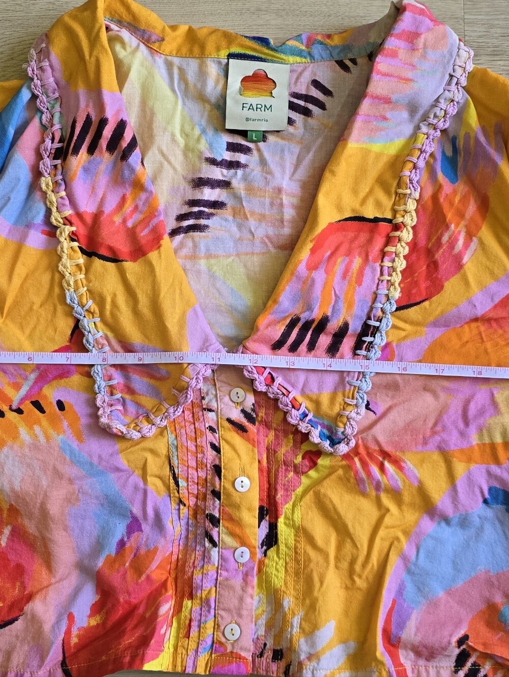 FARM Rio Women's Multicolor Parrot, Puff-sleeve, Button-Front - Picture 2 of 4